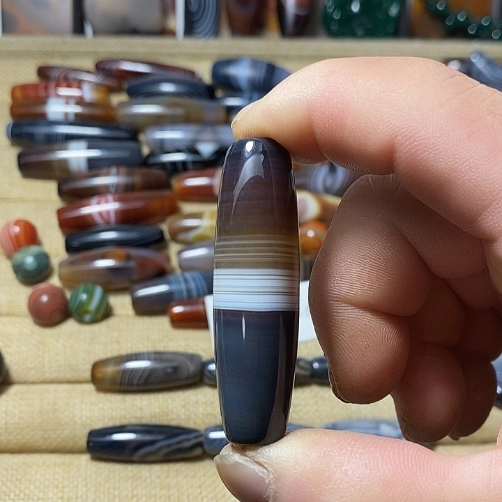 玛瑙/玉髓合金颈饰