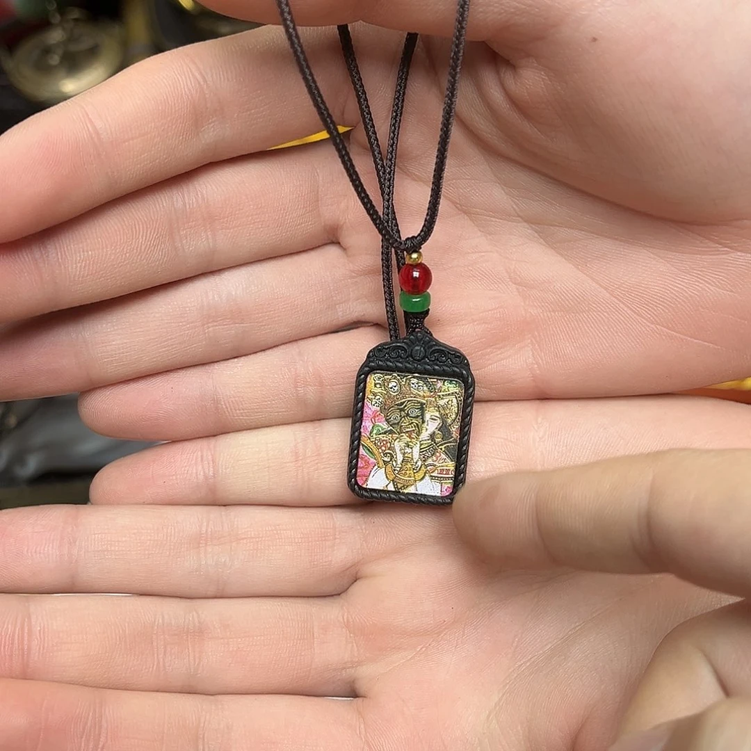 大叶紫檀（黑酸枝木类）