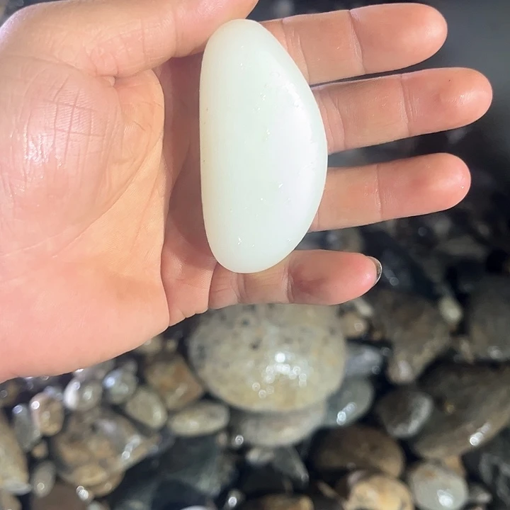 未镶嵌和田玉（糖玉）挂件