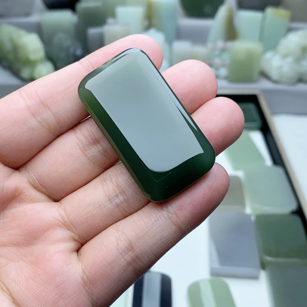 和田玉颈饰未镶嵌恩*