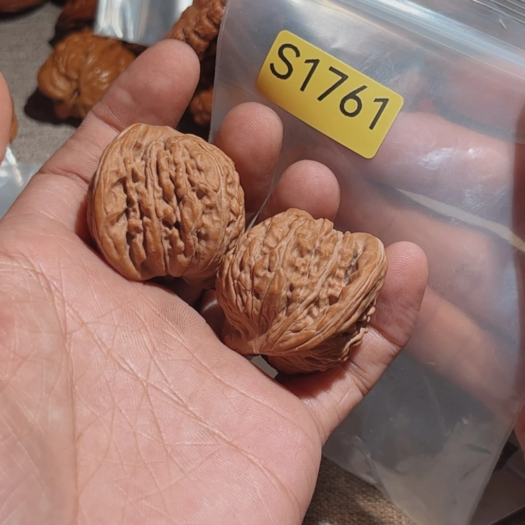 文玩核桃手串汉高楼