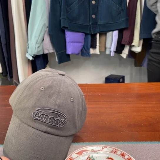 瓷片88。。。。。。。。。。。。。。。