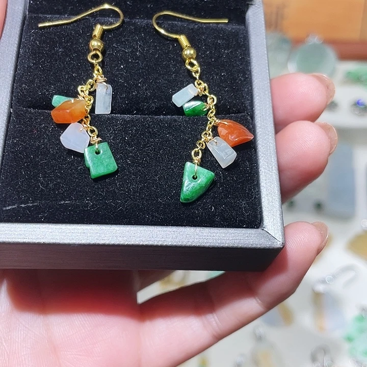 翡翠14K金镶嵌颈饰