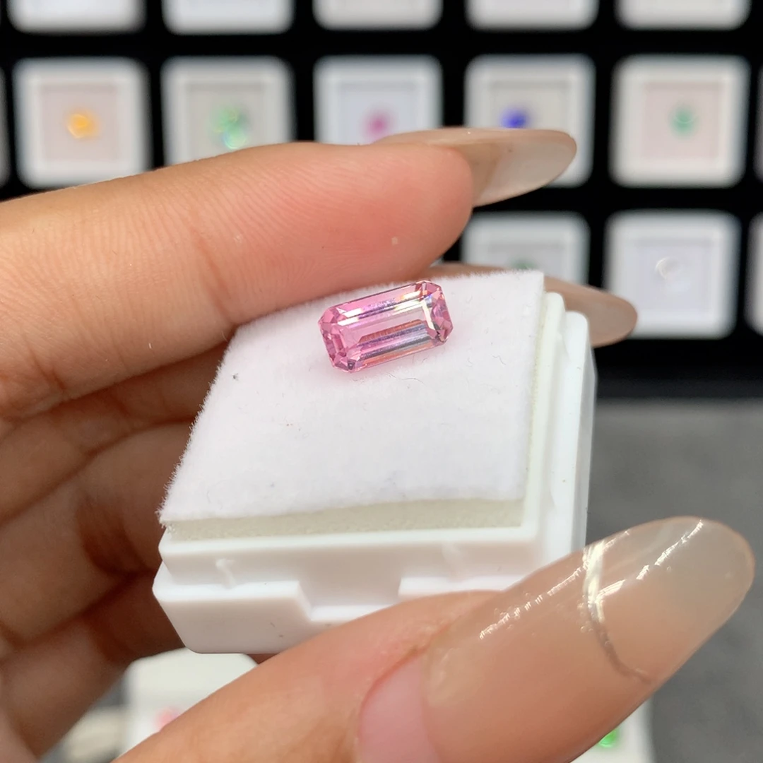 烦***开未镶嵌裸石碧玺1.71克拉