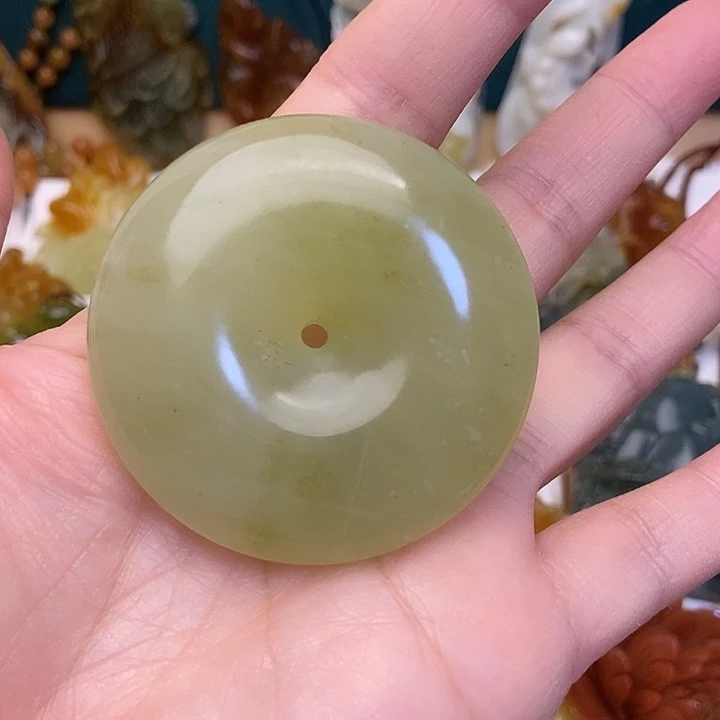 蛇纹石玉未镶嵌吊坠(赠链)