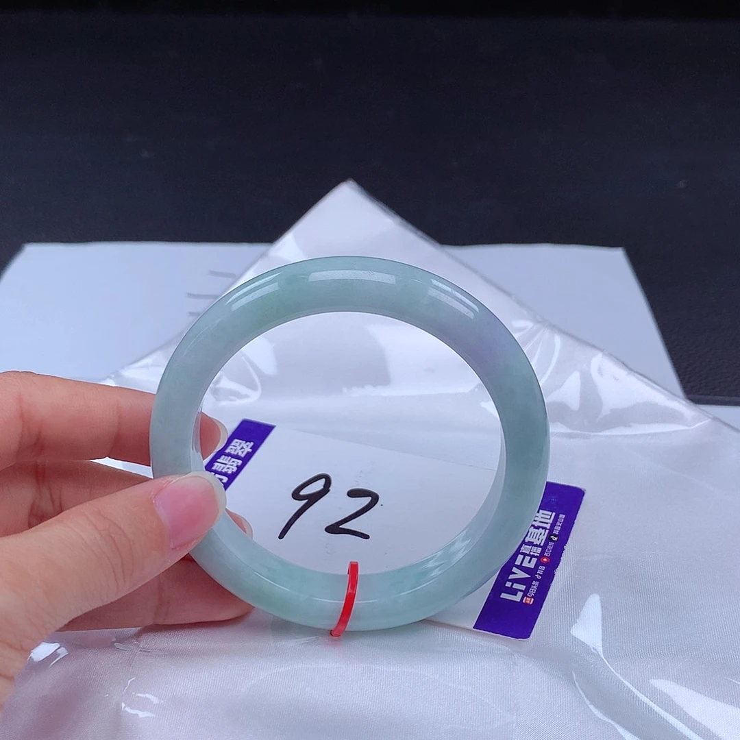 翡翠手镯未镶嵌手镯000838