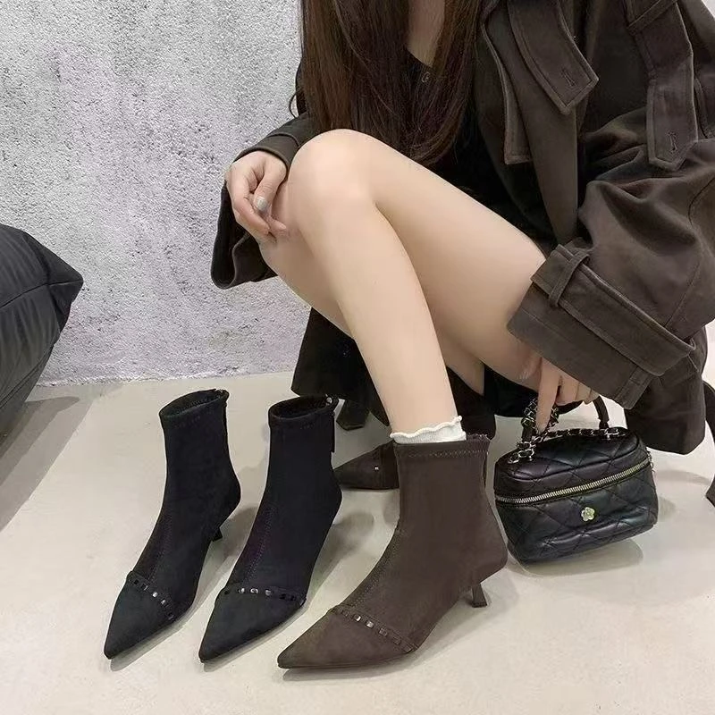 201-390秋季新款女靴2.1