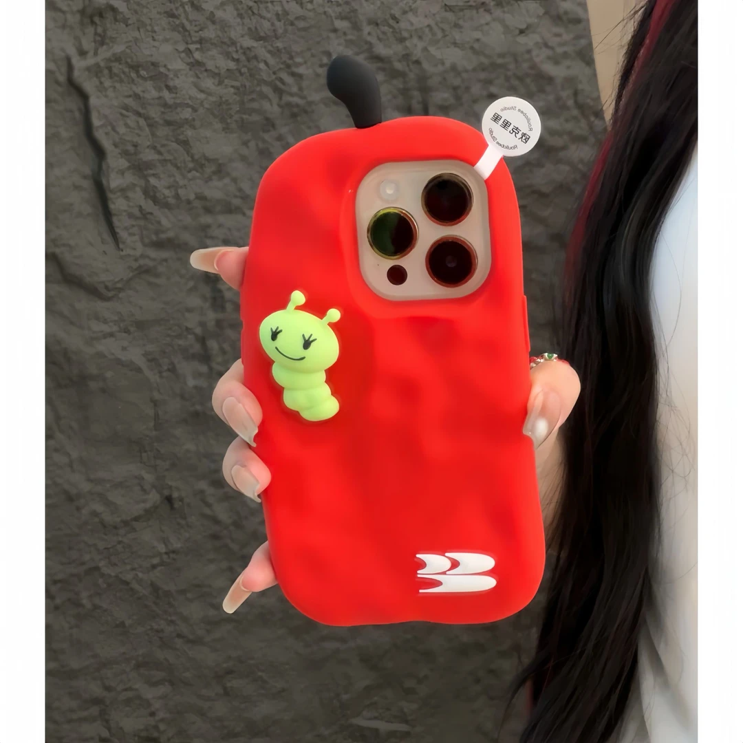 夕与空红色苹果虫适用苹果16promax硅胶壳iPhone15/14手机壳13/12