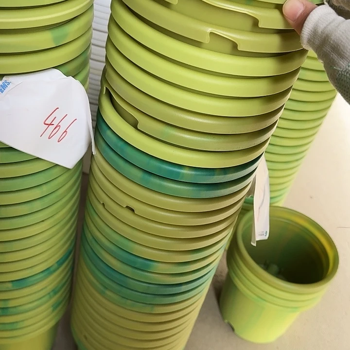 缺口2#口径17果绿12个无托串色