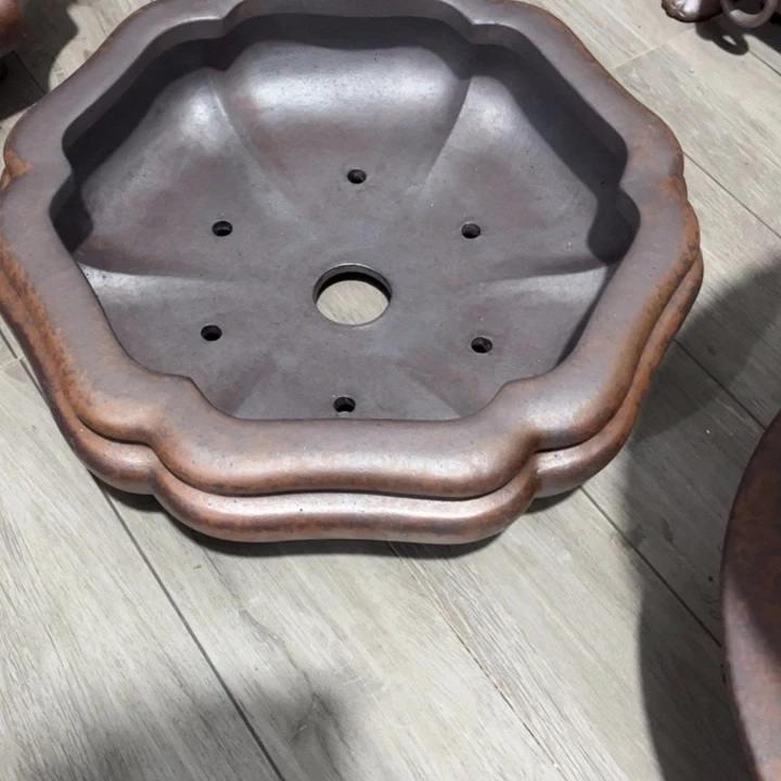 超***乐紫砂花盆宜兴紫砂工艺厂。