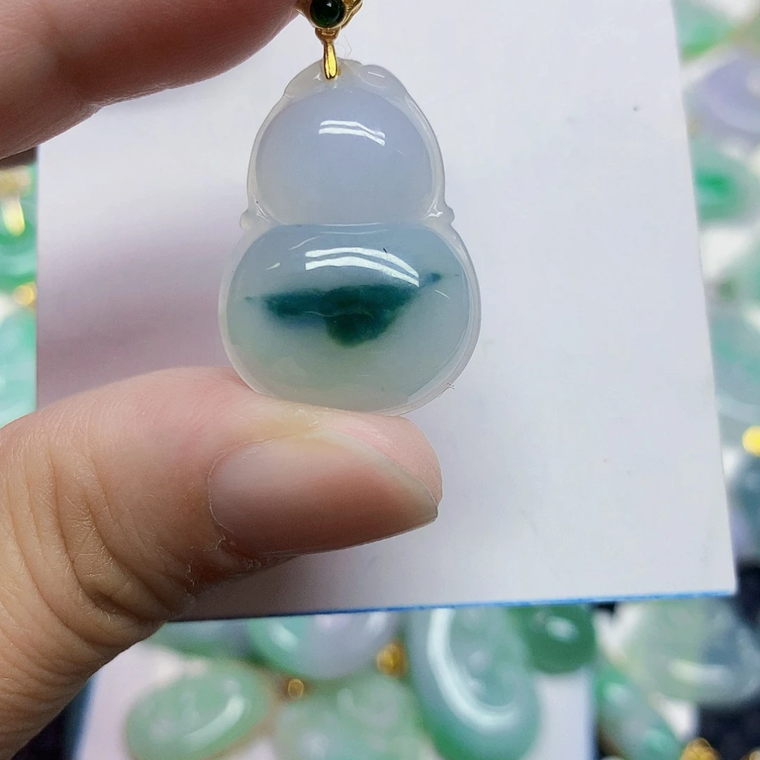 颈饰未镶嵌翡翠葫芦