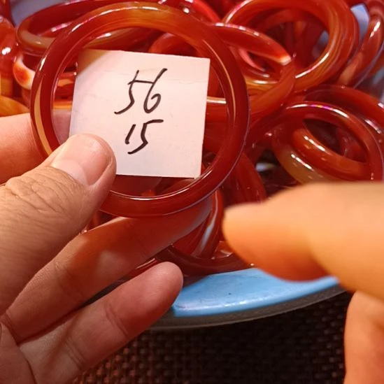 玛瑙/玉髓未镶嵌手镯