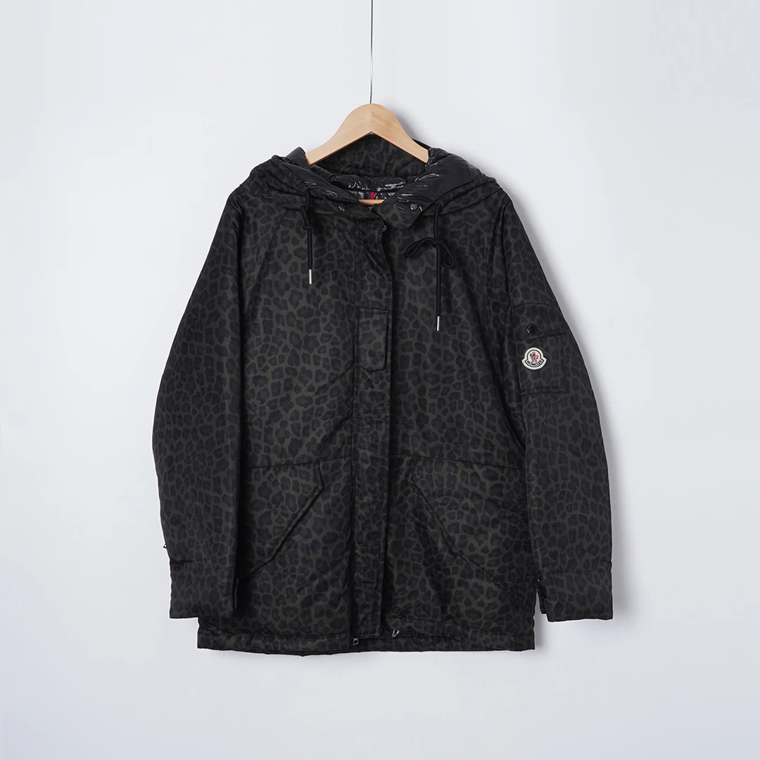 99新 MONCLER 白鹅绒/TH1744/蒙口羽绒服/1码女装外套秋冬运动