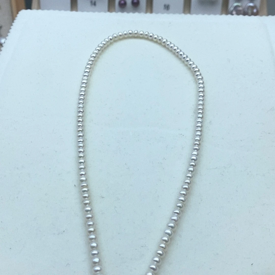 颈饰未镶嵌淡水珍珠