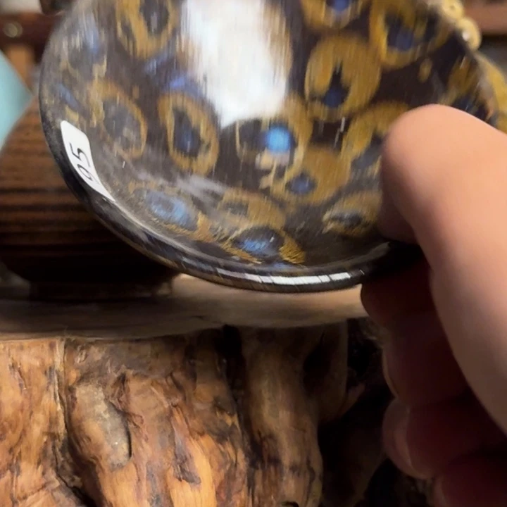 杯子瓷和**尘黑瓷杯子漂亮