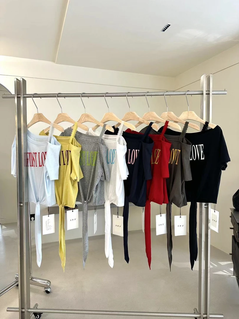 十三行3R3-夏季福秒露肩设计字母T恤#70072