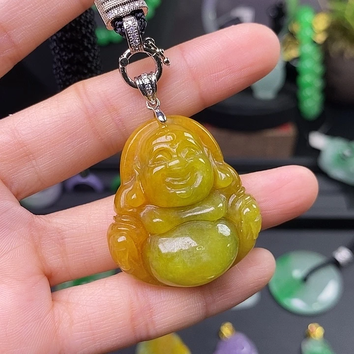 翡翠未镶嵌吊坠(赠链)