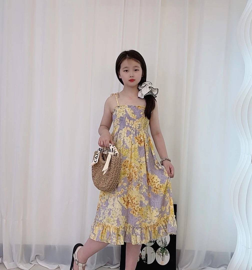 女童2025新款沙滩裙吊带连衣裙度假风沙滩裙