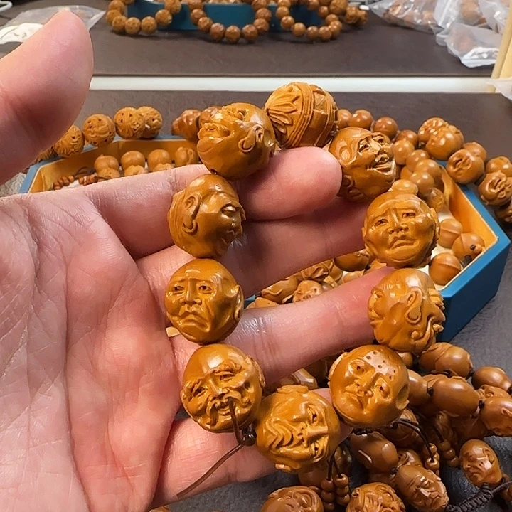 橄榄核手串/手链赳须派罗汉