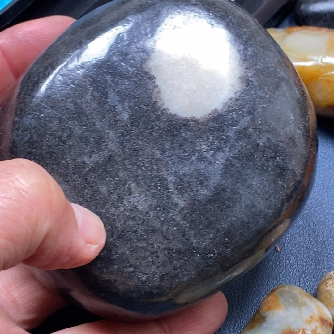 和田玉挂件未镶嵌渊**士