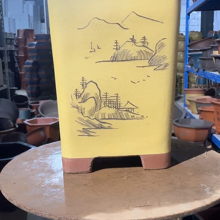 23黄色四方花盆花盆