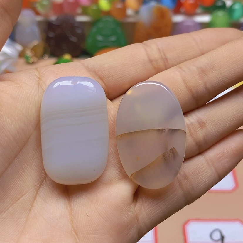 【闪购商品】玛瑙/玉髓玉牌未镶嵌江**士