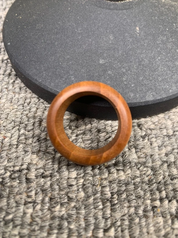 老山檀香戒圈口径2.0