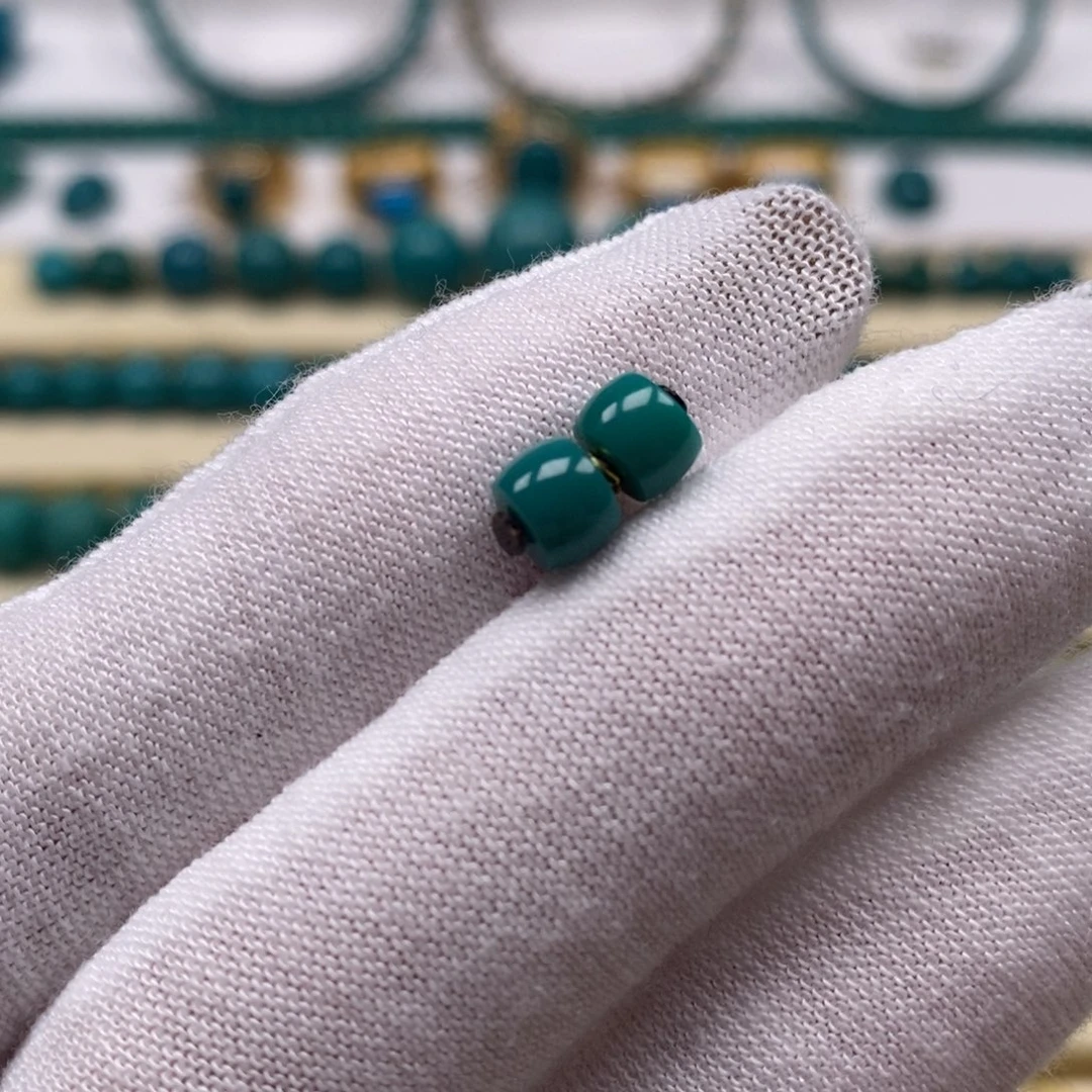 绿松石未镶嵌珠宝奇石直切对珠5.5mm