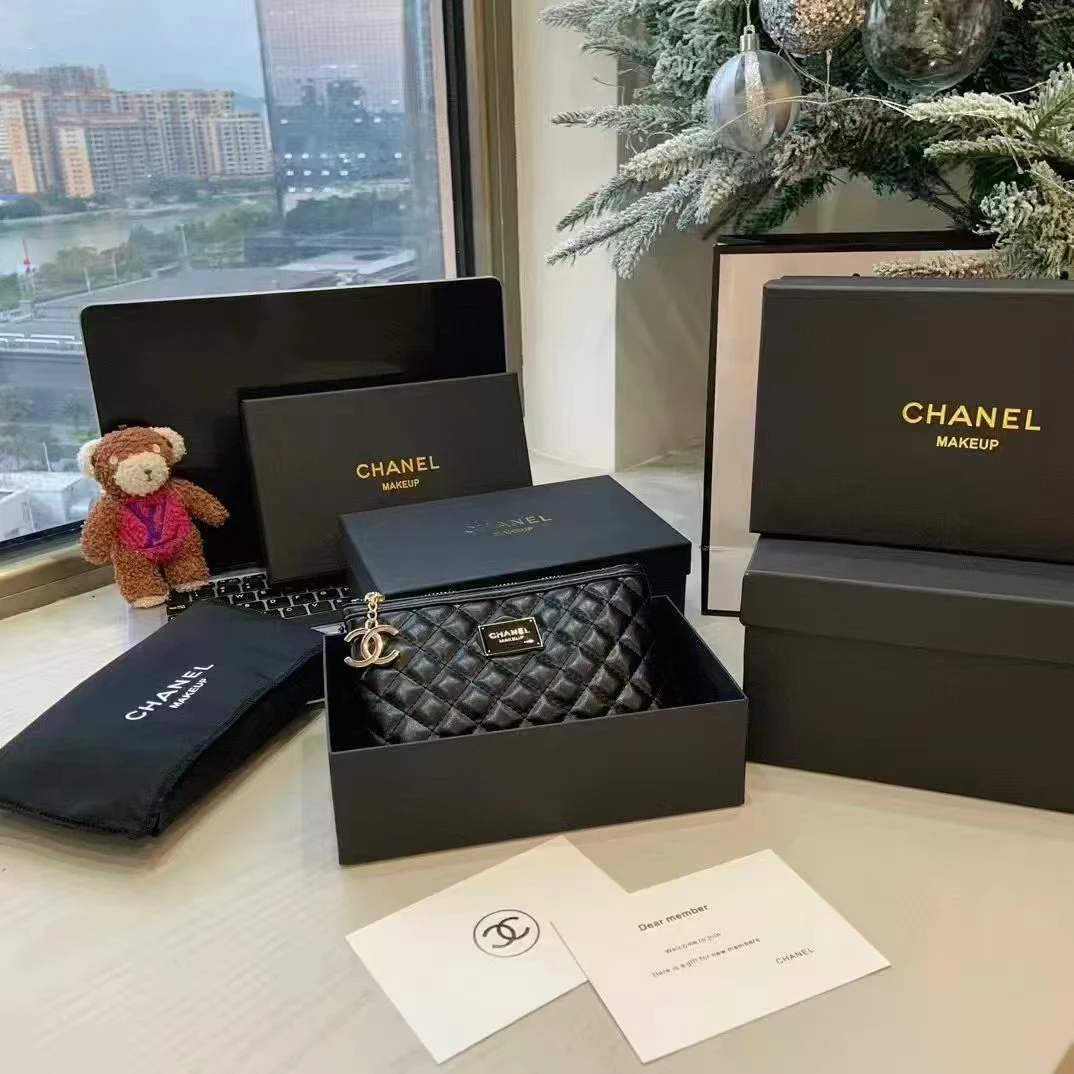 专柜赠品 香萘  儿 化妆包收纳包 手拿皮款