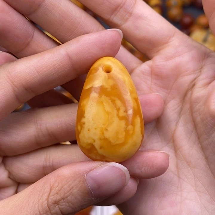 琥珀未镶嵌裸石蜜蜡M