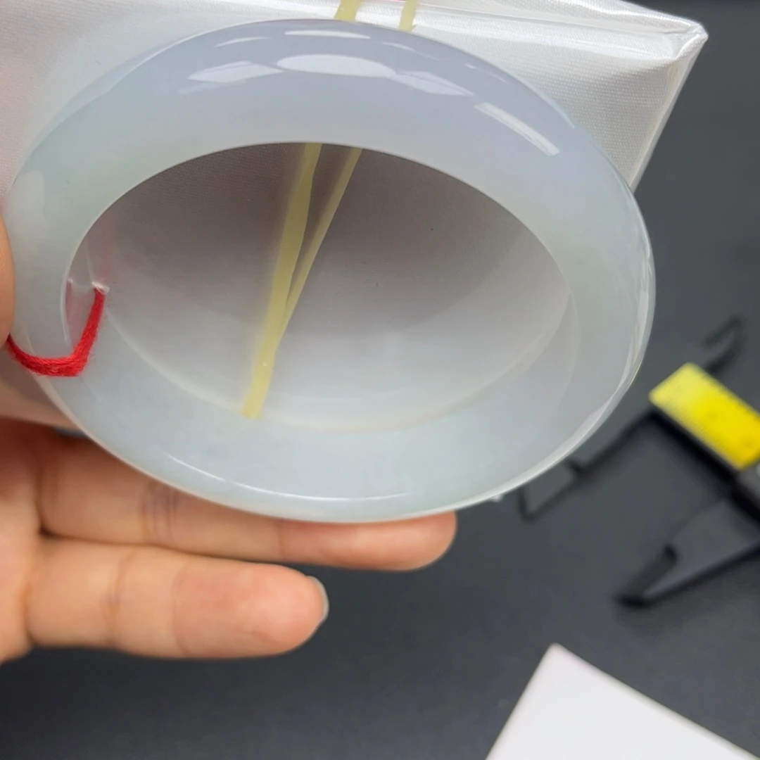 翡翠未镶嵌手镯手镯