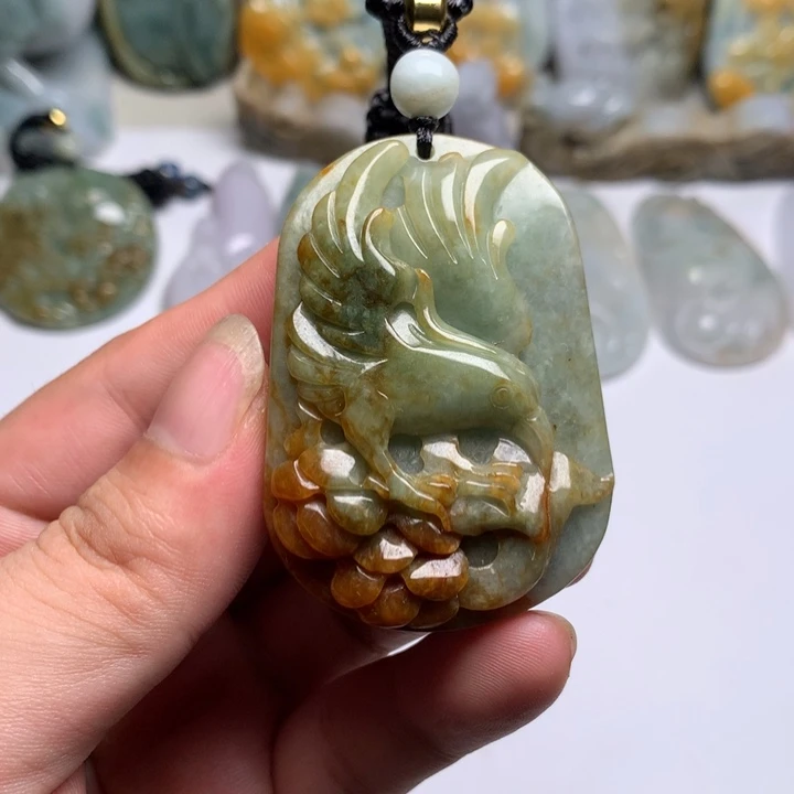 翡翠未镶嵌颈饰鹰牌17