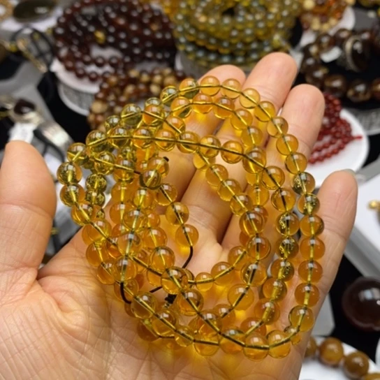 未镶嵌琥珀珠宝奇石