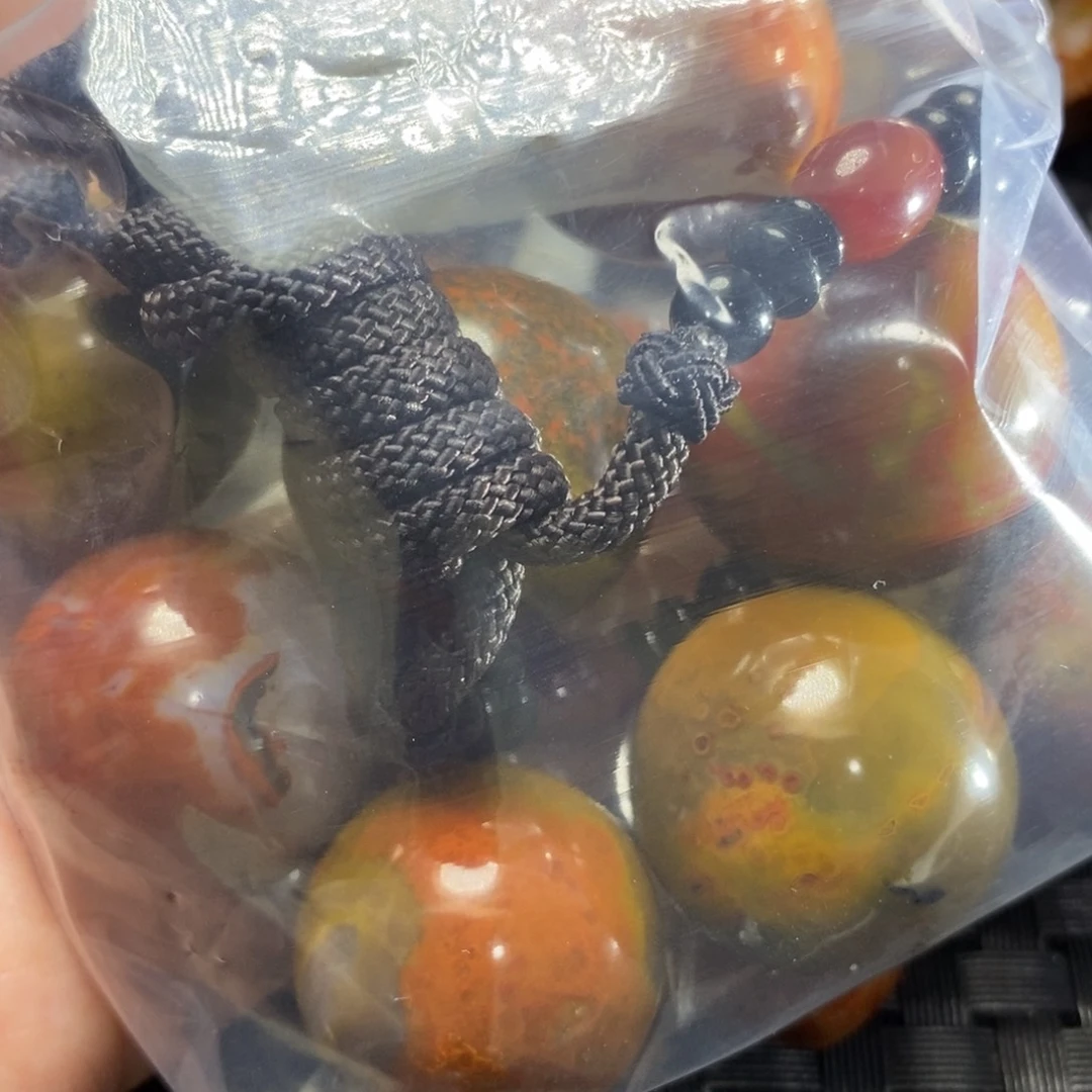 玛瑙/玉髓颈饰未镶嵌维*