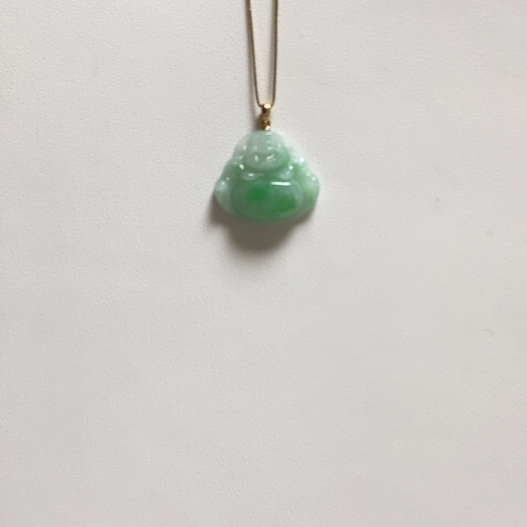 颈饰18K金镶嵌翡翠佛
