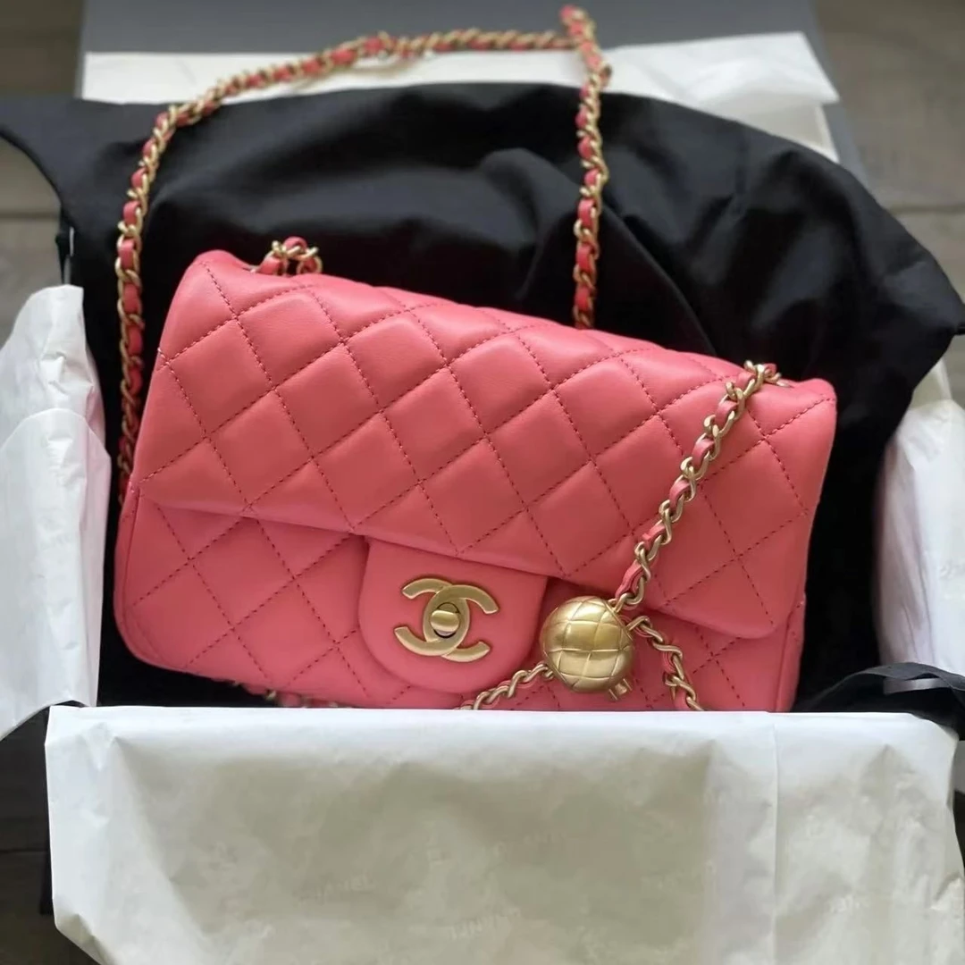 99新 Chanel/香奈儿 412230粉色金球大mini单肩包/