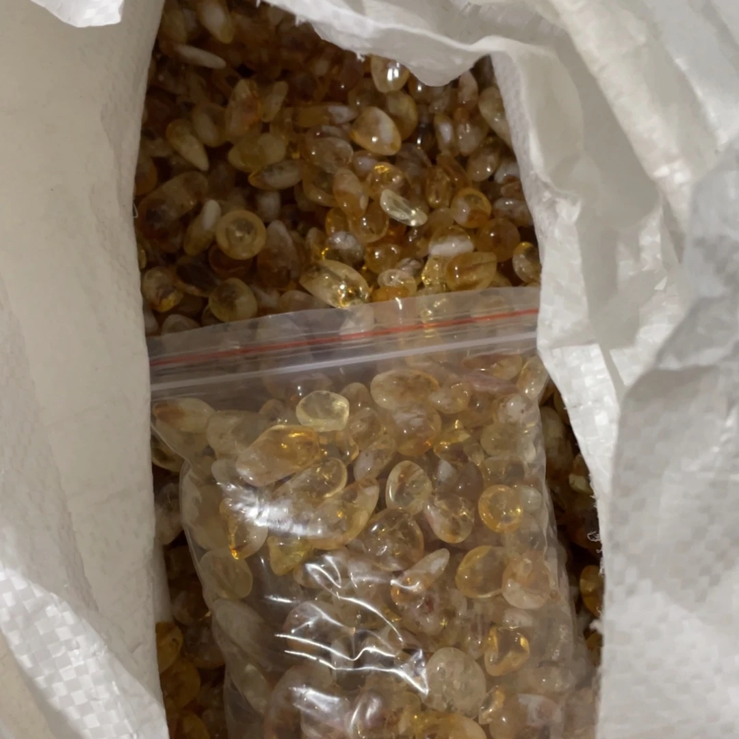 未镶嵌水晶大型摆件（非配饰）