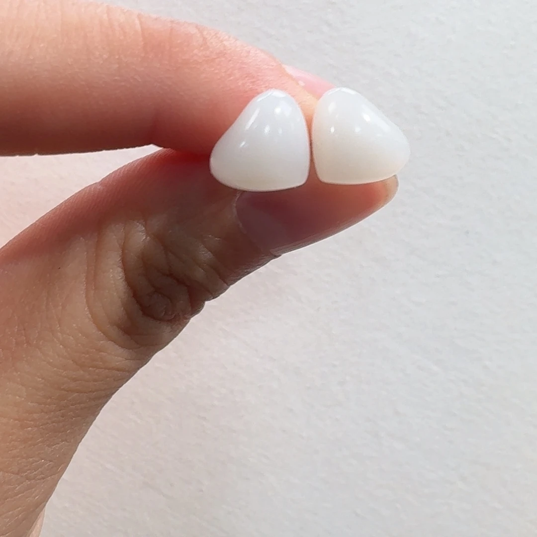 和田玉18K金镶嵌颈饰米达一对