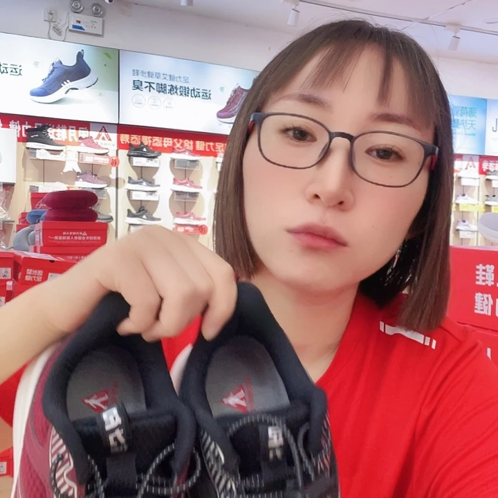朱***～女士女士女士的的