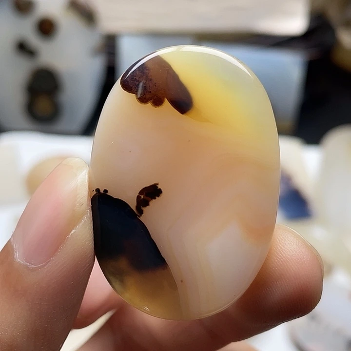 玛瑙/玉髓未镶嵌颈饰