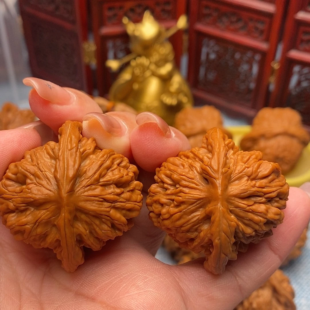 文玩核桃把件42全品毕业汉高楼