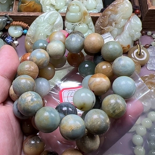 蛇纹石玉合金颈饰
