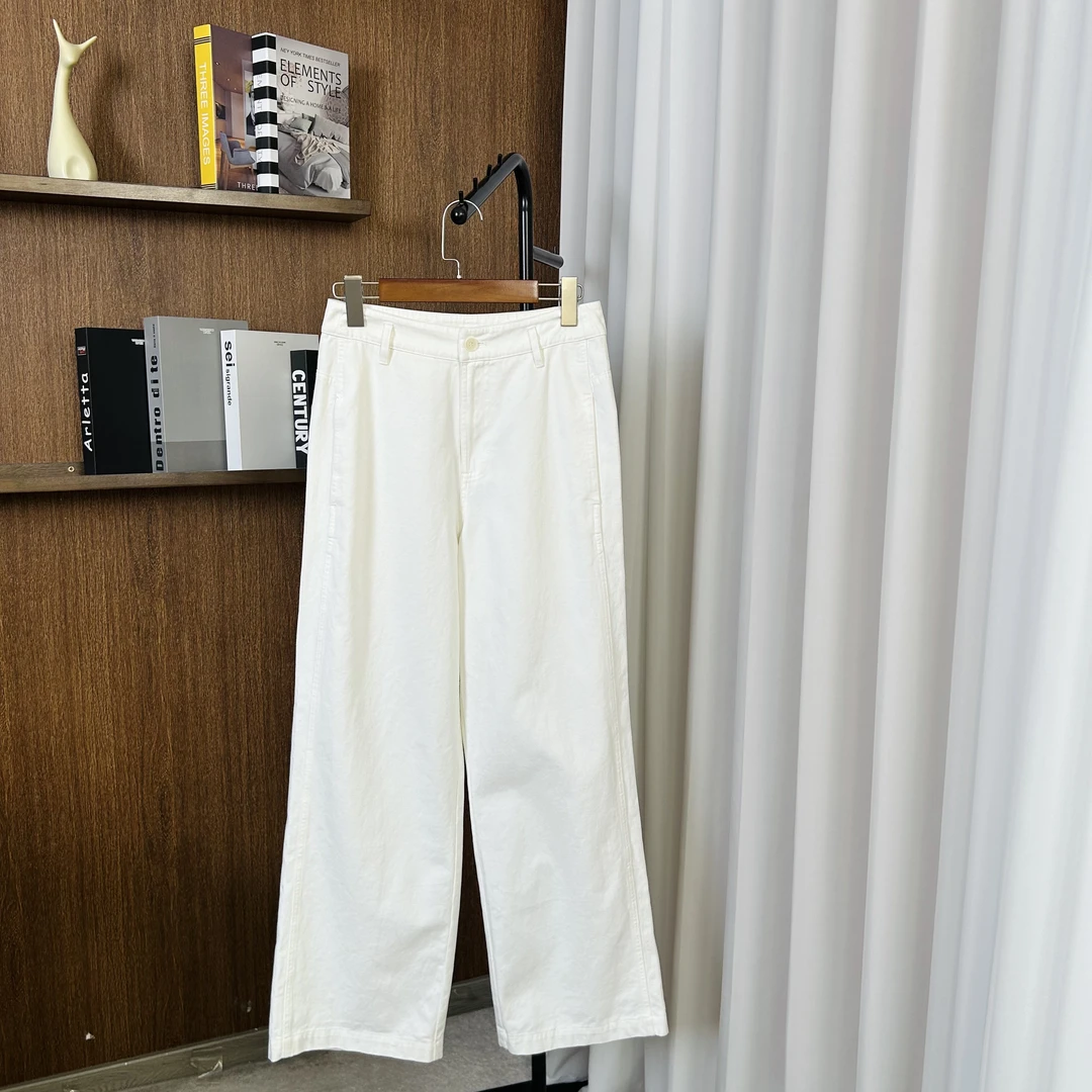 Diana-Tamara陈想 row风宽松百搭显瘦直筒白色牛仔裤  CX24CK1003