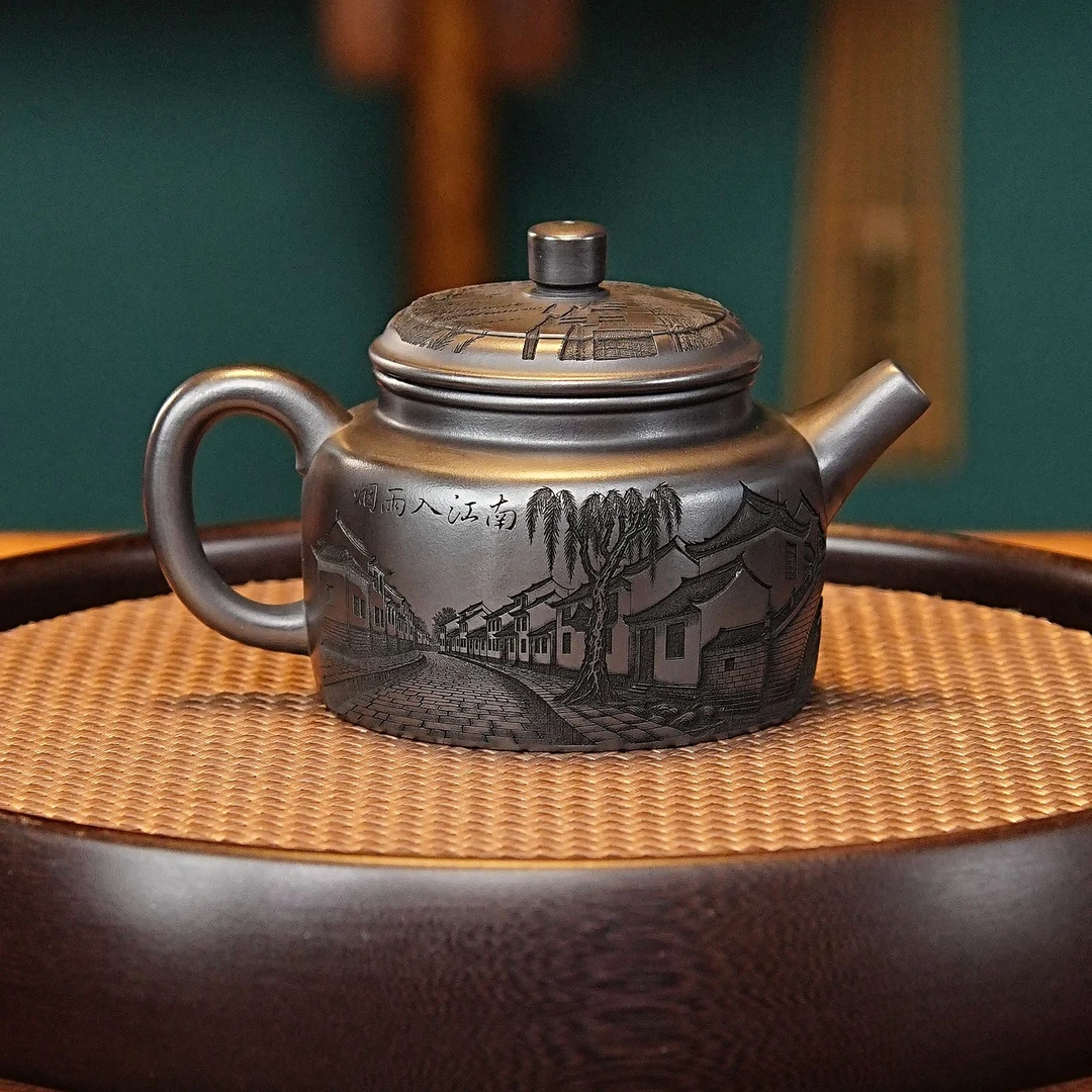 宜兴全手工紫砂茶具 原矿石黄泥料刻绘烟雨入江南德钟紫砂壶
