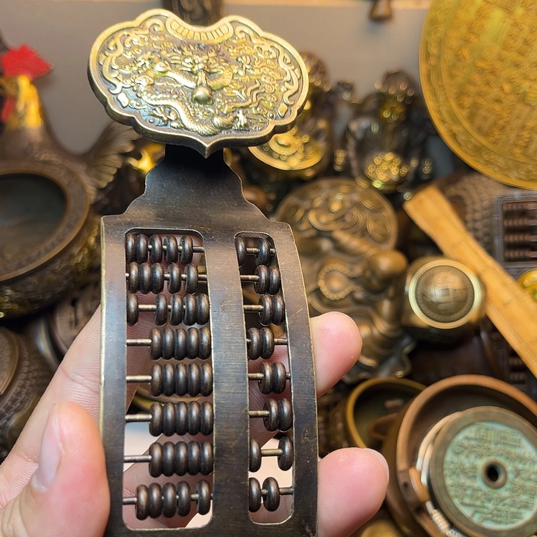 精美铜器工艺品等