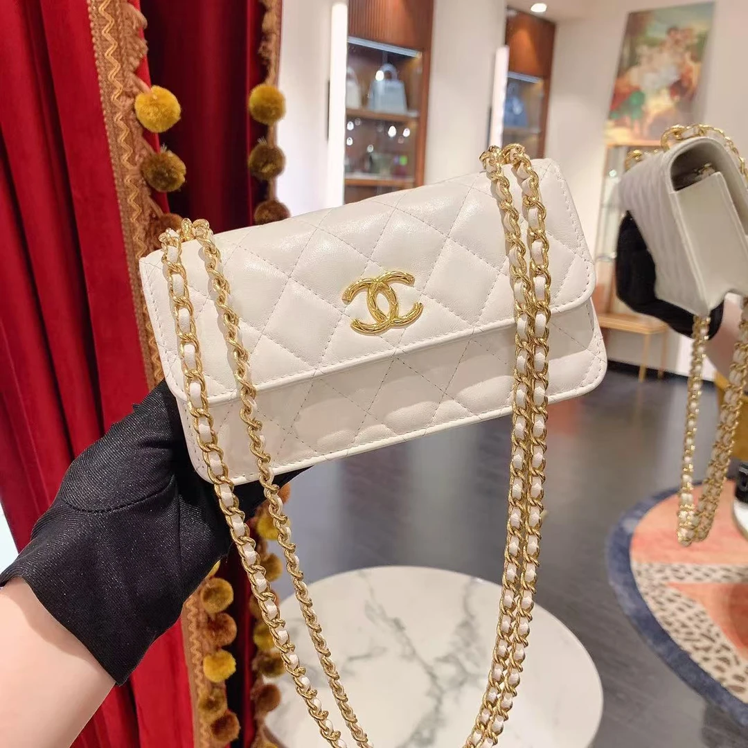 95新 Chanel/香奈儿 GGS23C mini woc白色金扣羊皮单肩50176708