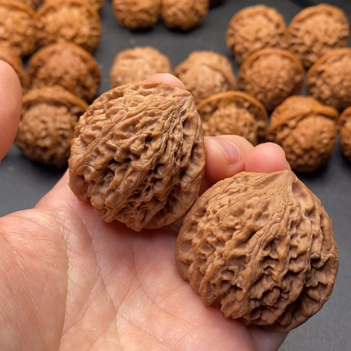 ·***乐把件文玩核桃42尺金牛