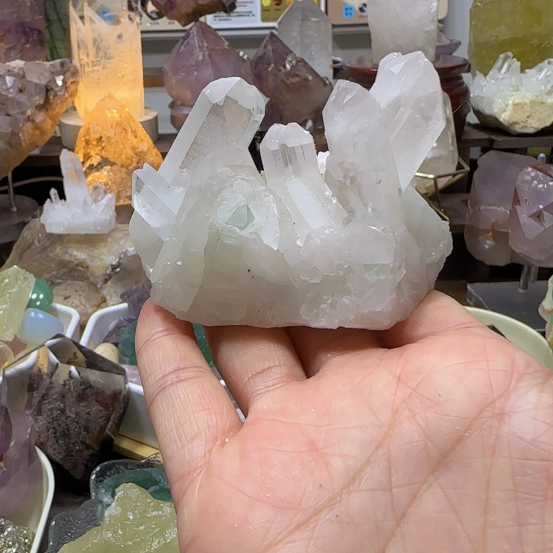 未镶嵌水晶车挂不退换翠幽灵晶簇