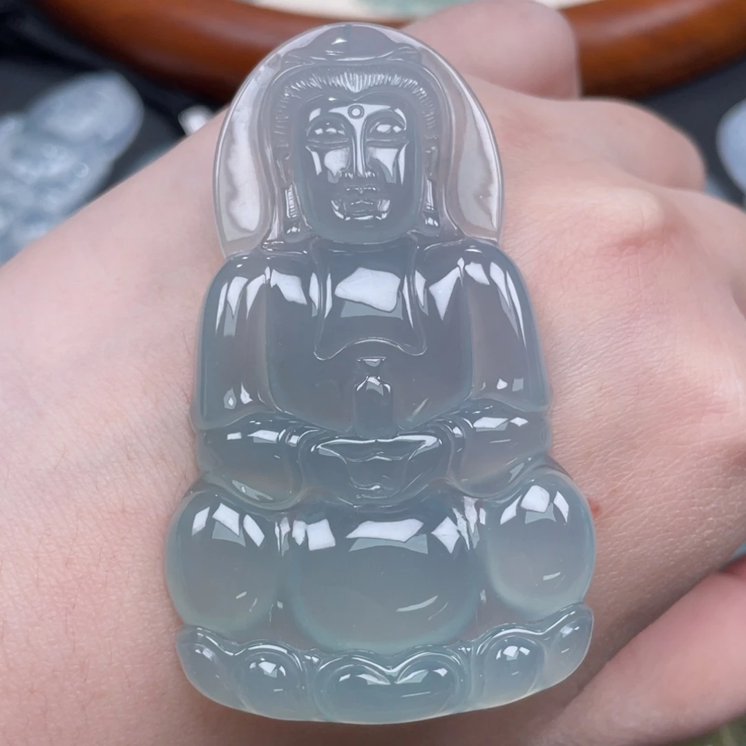 翡翠未镶嵌颈饰观音