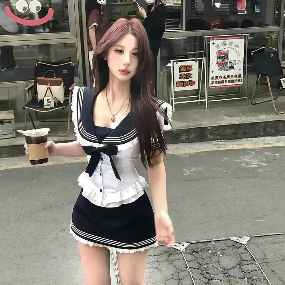 夏日绝美小裙子2025新款今年流行爆款海军领包臀连衣裙两件套装女